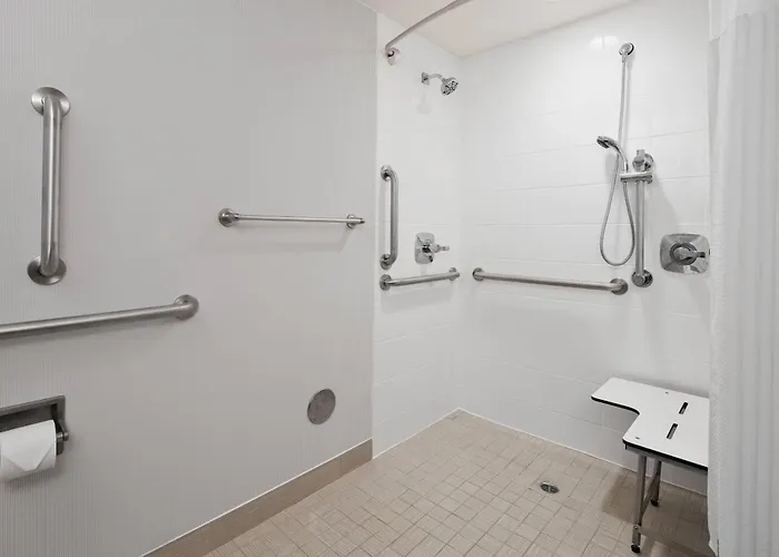 Courtyard By Marriott Hotel