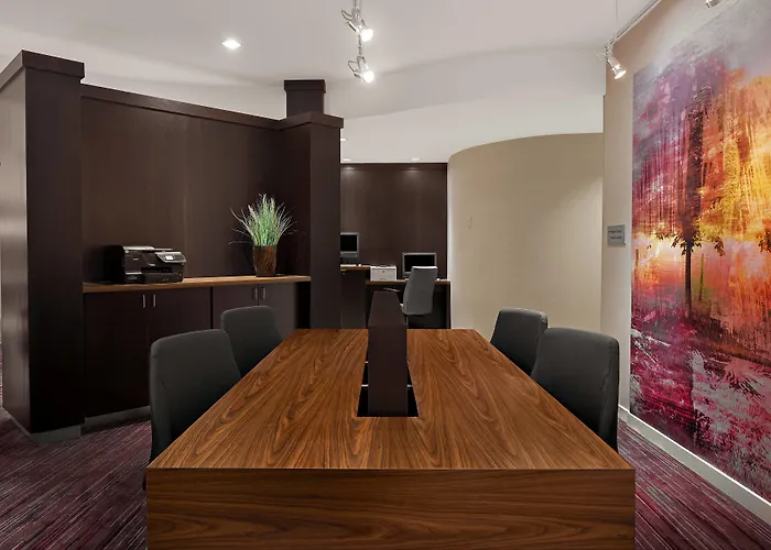 Hotel Courtyard By Marriott 3*