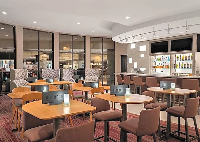 Hotel Courtyard By Marriott