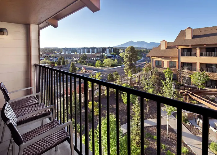 Courtyard By Marriott 3*