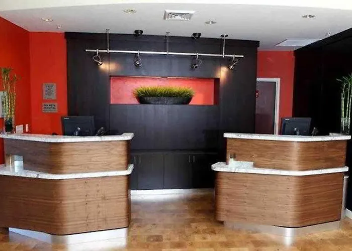 Hotel Courtyard By Marriott 3*
