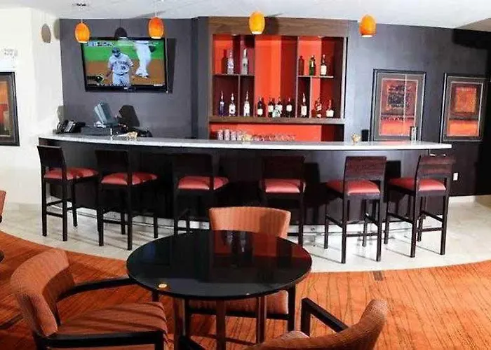 Courtyard By Marriott Hotel 3*